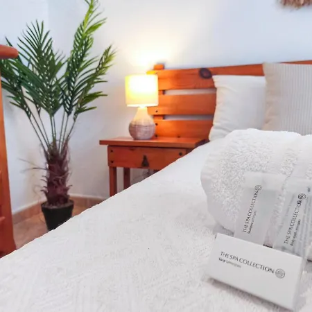 New Costa Brava, Seaview! Nearby Apartment *